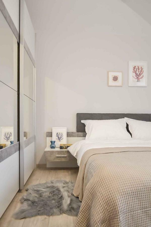Vila White Tulip Alba Iulia Exterior foto